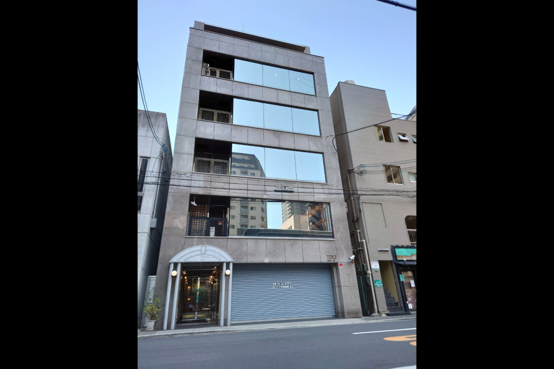 株式会社フェニックス本社